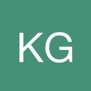 Meet your Posher, Kayla e